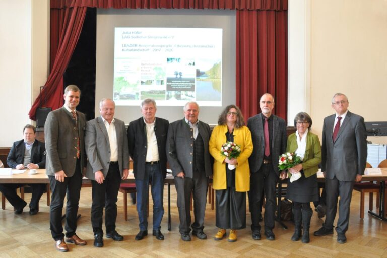 Die diesjährigen Gewinner für den Bayerischen Landeskundepreis